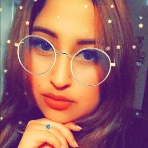 Meet your Posher, Erika